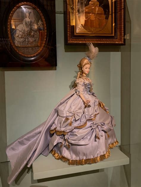 v&a marie antoinette exhibition